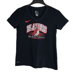Nike women's Dri-fit black and red blazer basketball team shirt size M